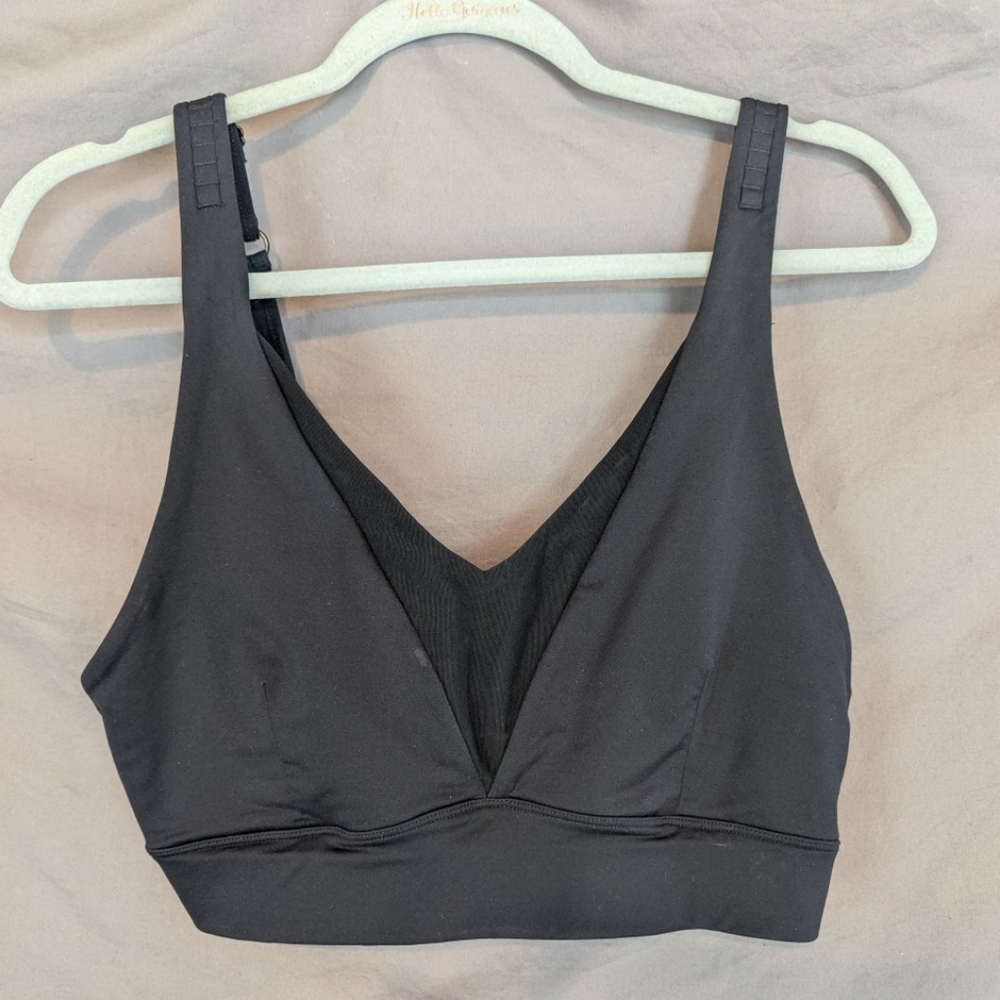 Zyia medium sports bra convertible in black